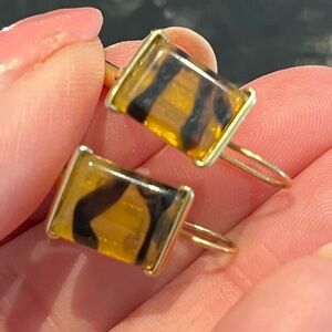 Vintage MONET 925 Brown Swirl Glass Clip-On Earrings – 1990s Tiger Eye